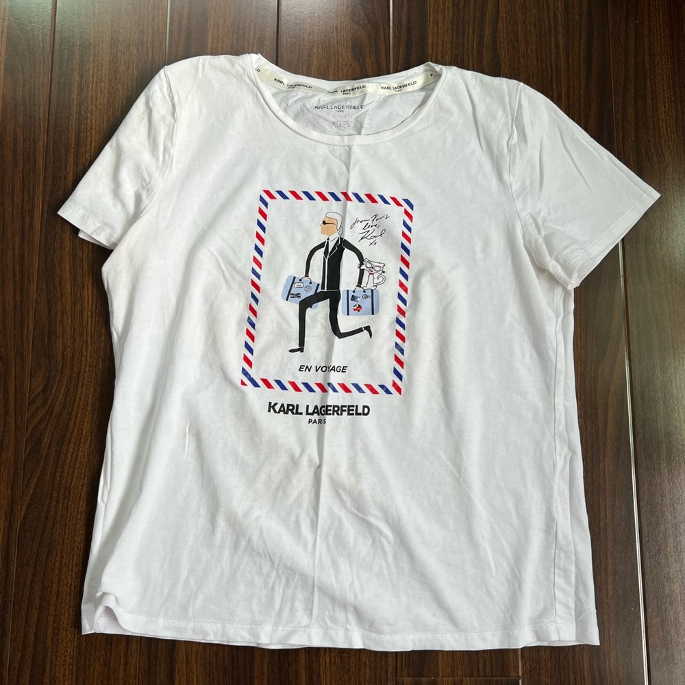 Karl Lagerfeld size medium
